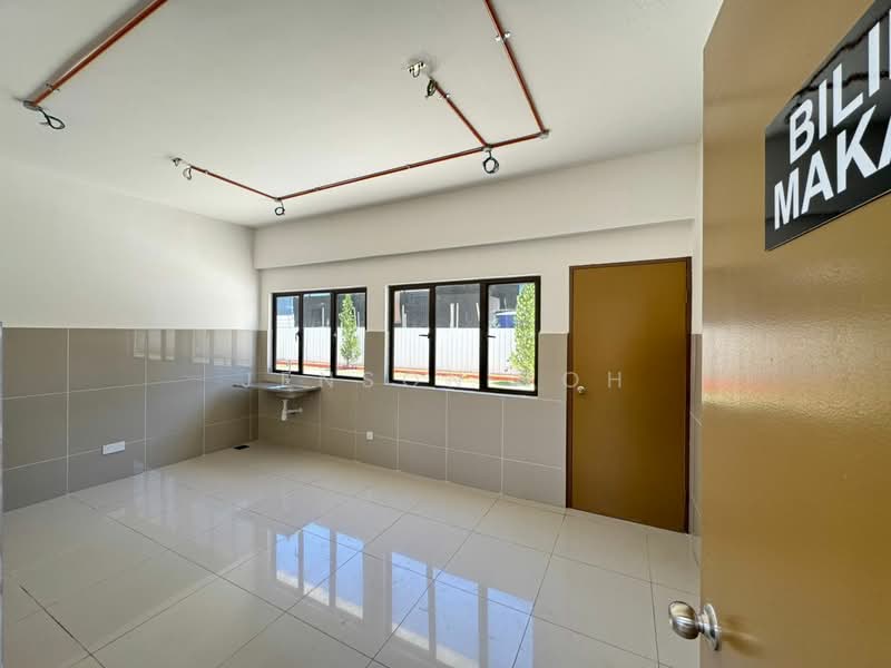 Factory for Rent in Rawang (Selangor) - Jenson Toh - Interior - PropertyGuru.com.my