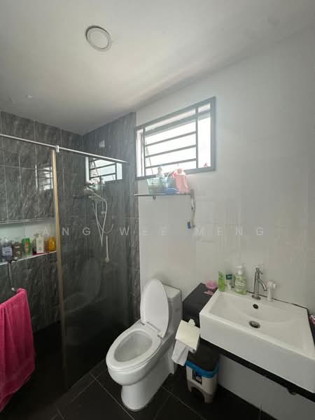 Rumah Teres 2.5 Tingkat untuk Dijual di Taman Scientex Pasir Gudang (Pasir Gudang) - Ang Wee Meng - PropertyGuru.com.my