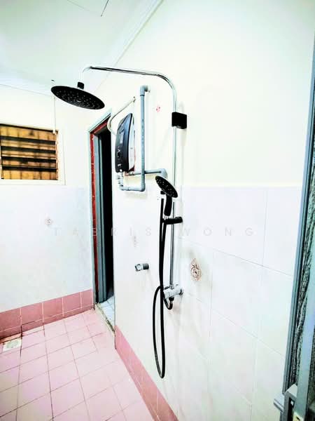 2-storey Terraced House for Sale in Bandar Putera (Klang) - Tabris Wong - Bathroom - PropertyGuru.com.my