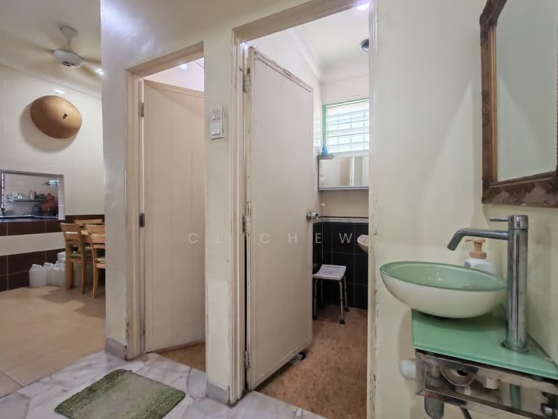 Rumah Teres 1 Tingkat untuk Dijual di Taman Sentosa (Klang) - CL Chew - Bathroom - PropertyGuru.com.my