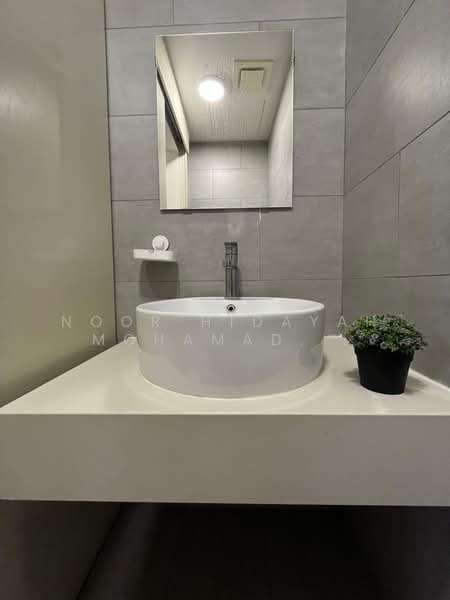 Service Residence for Sale at Arte Mont Kiara - Noor Hidayah Mohamad Noor - Bathroom - PropertyGuru.com.my
