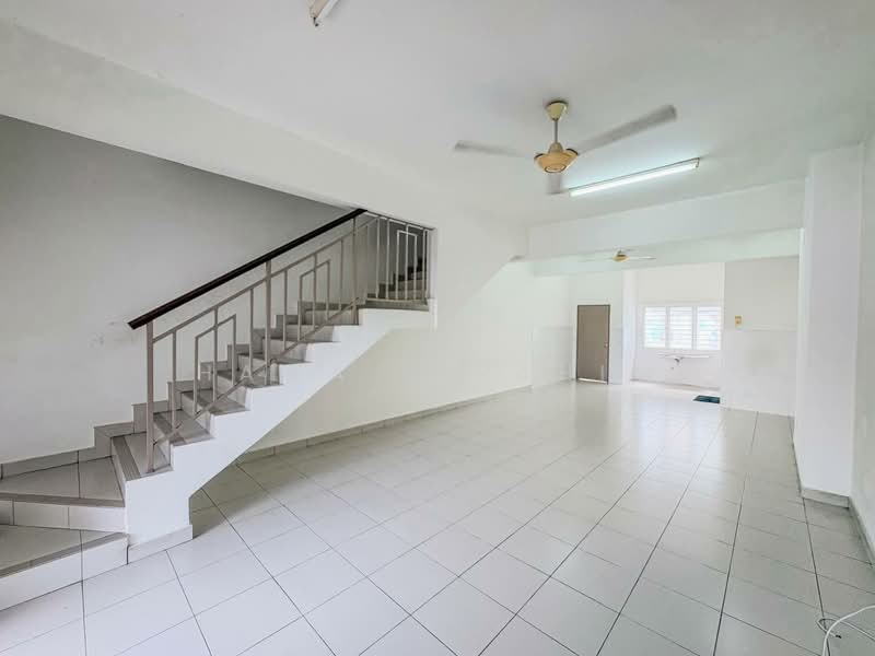 Rumah Teres 2 Tingkat untuk Dijual di Bandar Rinching Seksyen 6 (Semenyih) - Hawa Ibrahim - Interior - PropertyGuru.com.my