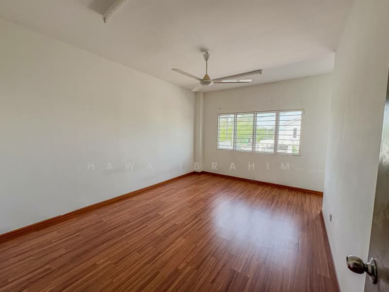 Rumah Teres 2 Tingkat untuk Dijual di Bandar Rinching Seksyen 6 (Semenyih) - Hawa Ibrahim - Interior - PropertyGuru.com.my