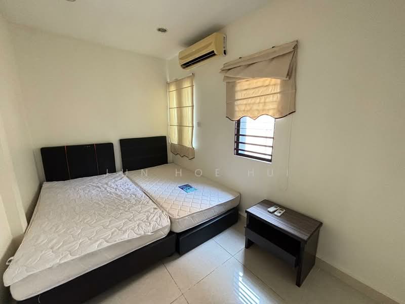 Rumah Berkembar untuk Disewa di Kota Kinabalu (Sabah) - Jun Hoe Hui - Bedroom - PropertyGuru.com.my