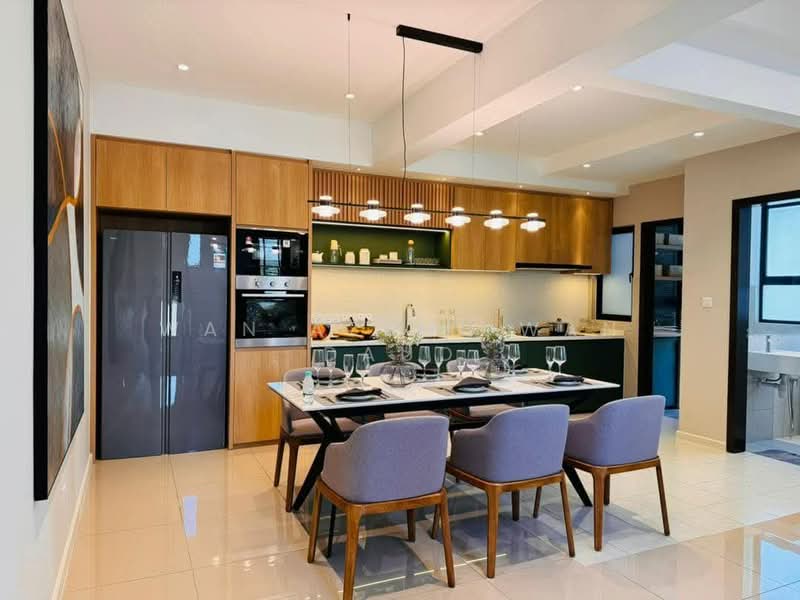 1.5-storey Terraced House for Sale in Sepang (Selangor) - Wan Azemi Wan Daud - Kitchen - PropertyGuru.com.my