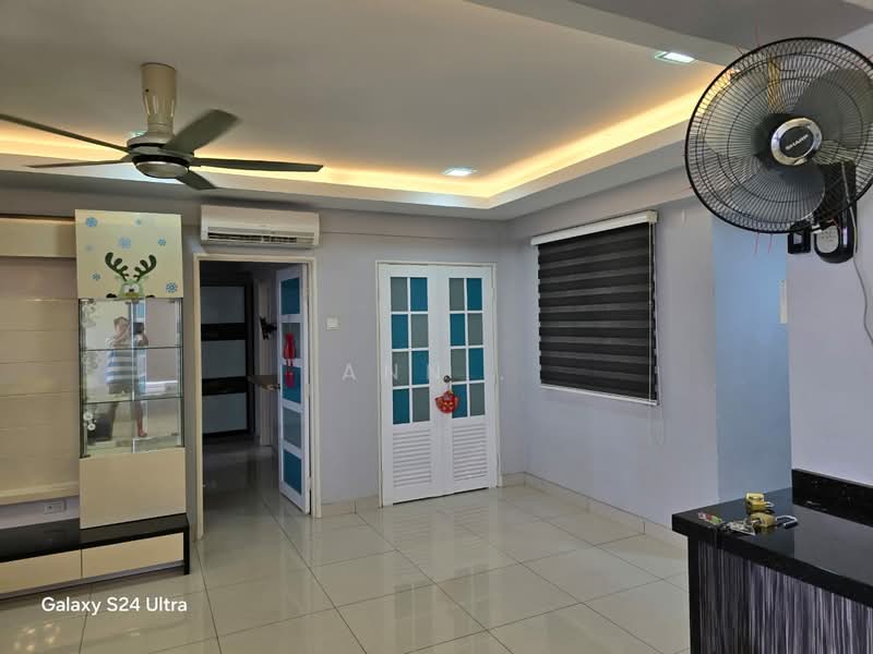 Servis Apartment untuk Disewa di Main Place Residence - Ann . - Living Room - PropertyGuru.com.my