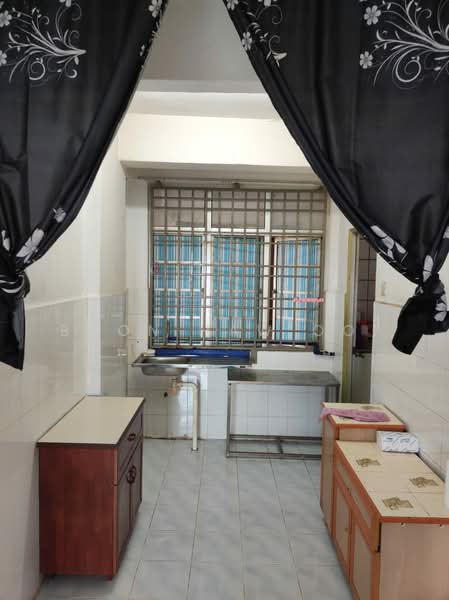 Kondominium untuk Disewa di Mutiara Condominium - Boon Haw Ooi - Kitchen - PropertyGuru.com.my