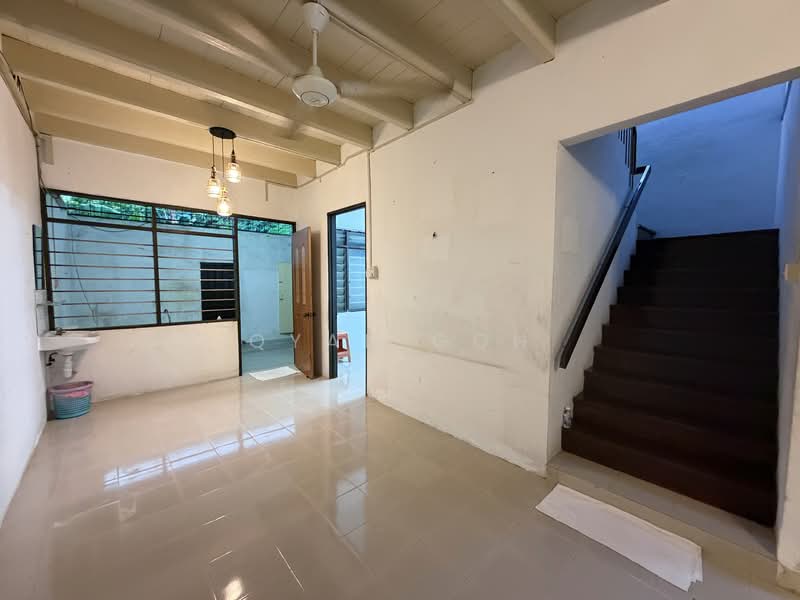 Rumah Teres 2 Tingkat untuk Dijual di Minden Heights (Gelugor) - Qyan Goh - Interior - PropertyGuru.com.my