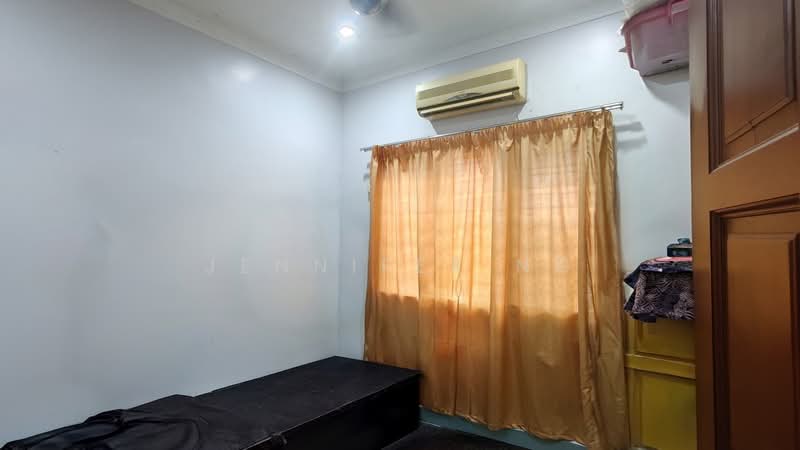 2-storey Terraced House for Sale in Usj 6 (Subang Jaya) - Jennifer Ng - Bedroom - PropertyGuru.com.my