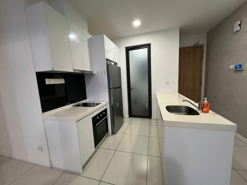 Servis Apartment untuk Disewa di Avara - Cammie Loh - Kitchen - PropertyGuru.com.my