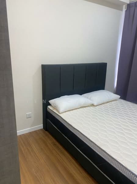 Service Residence for Sale at Millerz Square Serviced Residence - Yenn Chong - Bedroom - PropertyGuru.com.my