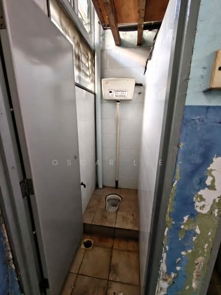 Detached Factory for Rent in Taman Perindustrian Ehsan Jaya (Kepong) - Oscar Lee - Bathroom - PropertyGuru.com.my