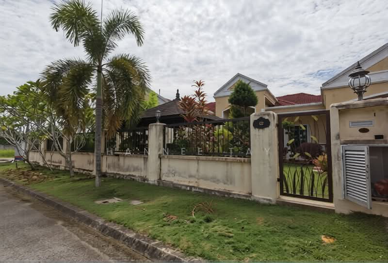 Bungalow for Sale in Sepang (Selangor) - Hannee Tay - Exterior - PropertyGuru.com.my