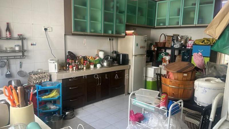 2-storey Terraced House for Sale in Taman Bukit Serdang (Seri Kembangan) - Nicholas Lew - Kitchen - PropertyGuru.com.my
