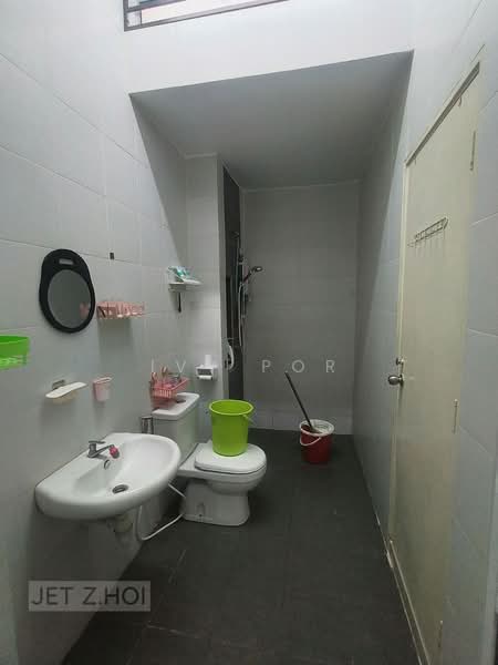 Semi-Detached House for Sale in Bandar Parklands (Klang) - Ivy Por - Bathroom - PropertyGuru.com.my