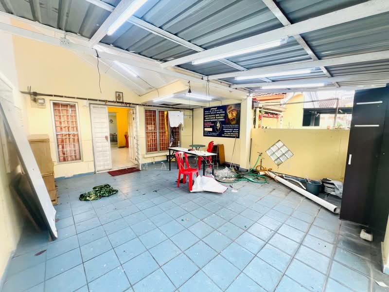 2-storey Terraced House for Sale in Bandar Mahkota Cheras (Cheras) - Lukman Hakim - Exterior - PropertyGuru.com.my