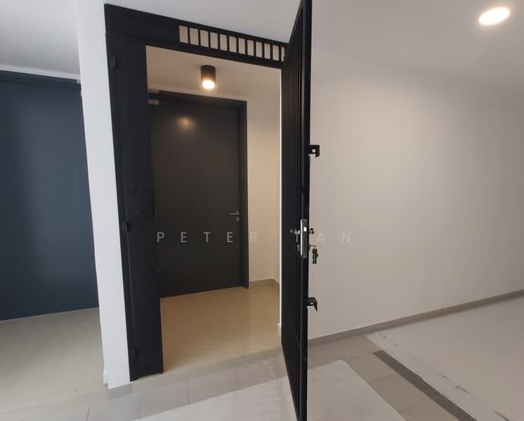 Kondominium untuk Disewa di Simfoni 2 - Peter Tan - Entrance - PropertyGuru.com.my