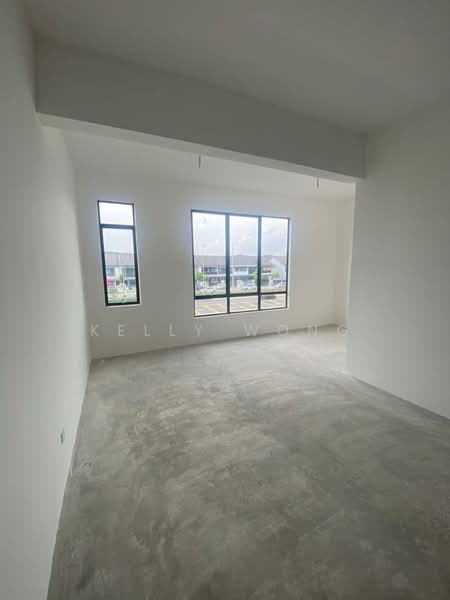 Shop for Rent in Austin Crest (Johor Bahru) - Kelly Wong - Interior - PropertyGuru.com.my