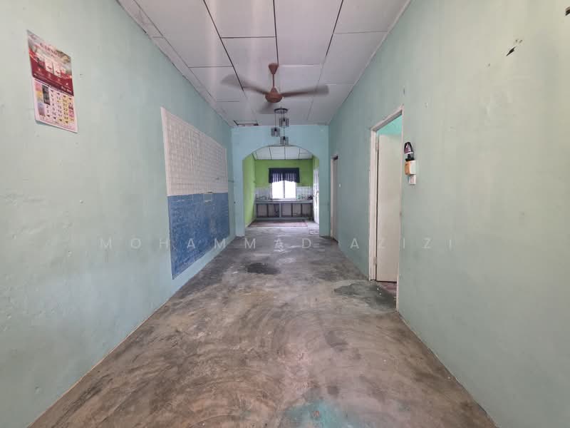 1-storey Terraced House for Sale in Taman Seri Mahkota Aman (Kuantan) - Mohammad Azizi - PropertyGuru.com.my