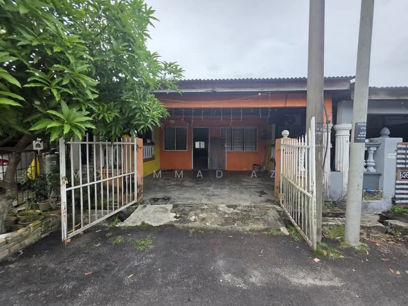 1-storey Terraced House for Sale in Taman Seri Mahkota Aman (Kuantan) - Mohammad Azizi - PropertyGuru.com.my