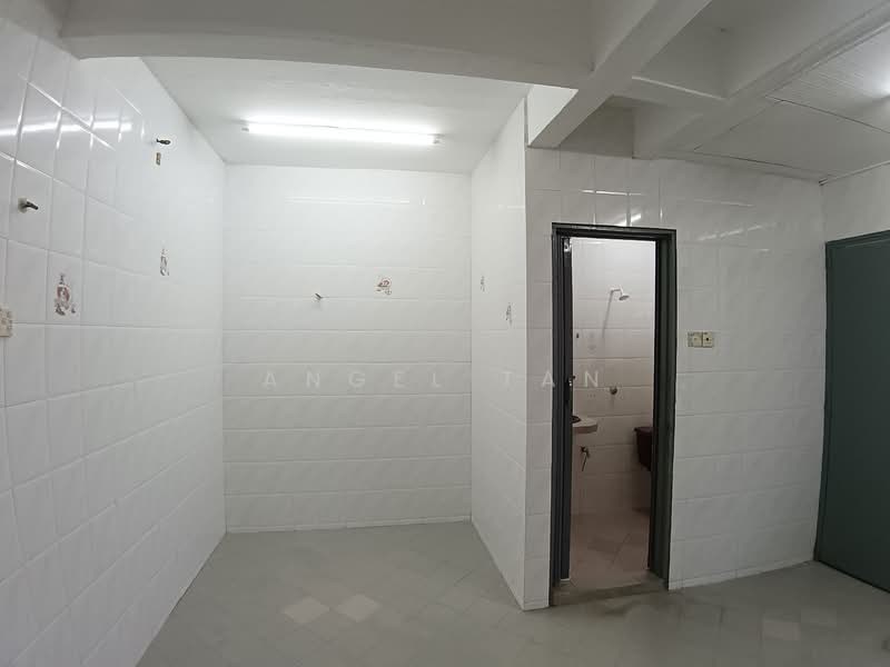 2-storey Terraced House for Rent in BANDAR PUCHONG JAYA (Puchong) - Angel Tan - Bathroom - PropertyGuru.com.my