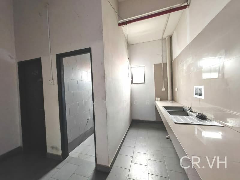 Kilang untuk Disewa di Teluk Gong (Port Klang (Pelabuhan Klang)) - Ivy Por - Kitchen - PropertyGuru.com.my