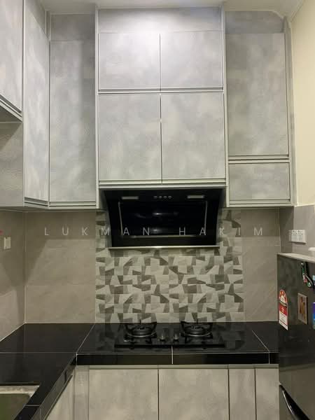 1-storey Terraced House for Sale in Seksyen 30 (Shah Alam) - Lukman Hakim - Kitchen - PropertyGuru.com.my
