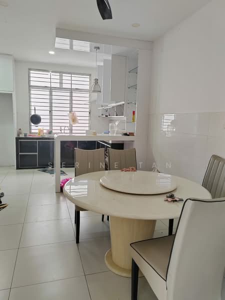 Rumah Teres untuk Disewa di Taman Mutiara Rini (Skudai) - Serine Tan - Kitchen - PropertyGuru.com.my
