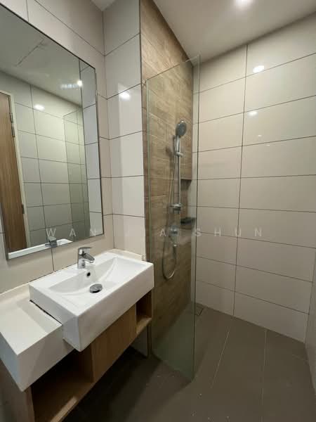 Servis Apartment untuk Disewa di Avara - Wan Jia Shun - Bathroom - PropertyGuru.com.my