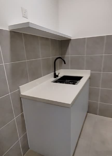 Servis Apartment untuk Disewa di Kampung Melayu Subang - Nazrin Affendy - Kitchen - PropertyGuru.com.my