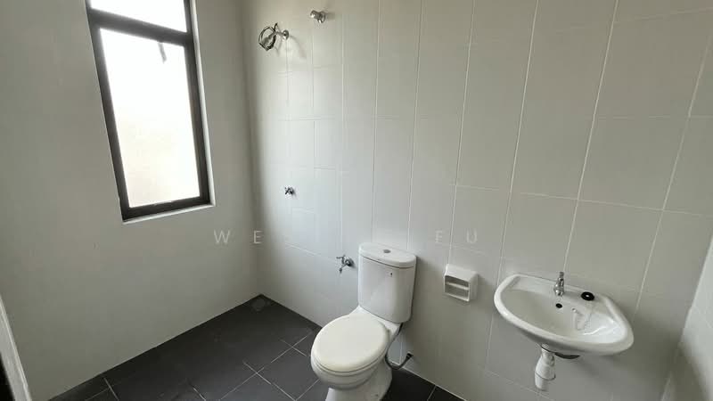 Terraced House for Rent in Kajang East (Semenyih) - Wesley Fu - Bathroom - PropertyGuru.com.my