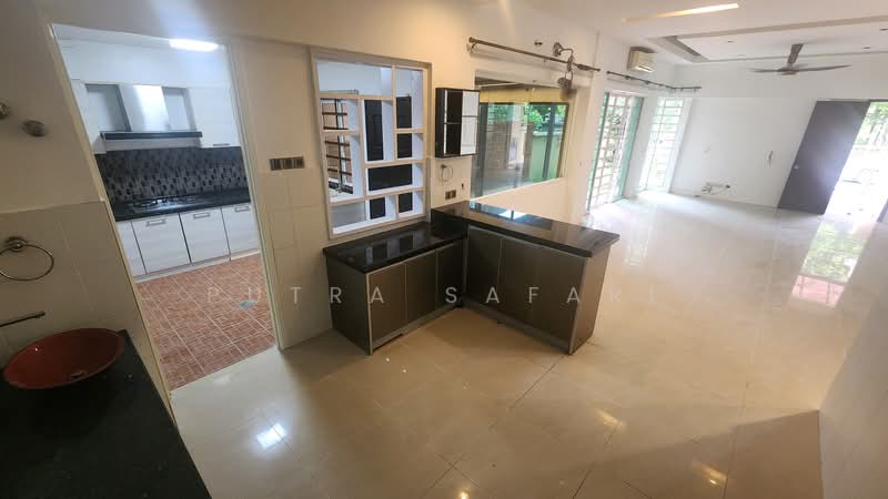Cluster House for Sale in Ampang Saujana (Ampang) - Putra Safari - PropertyGuru.com.my