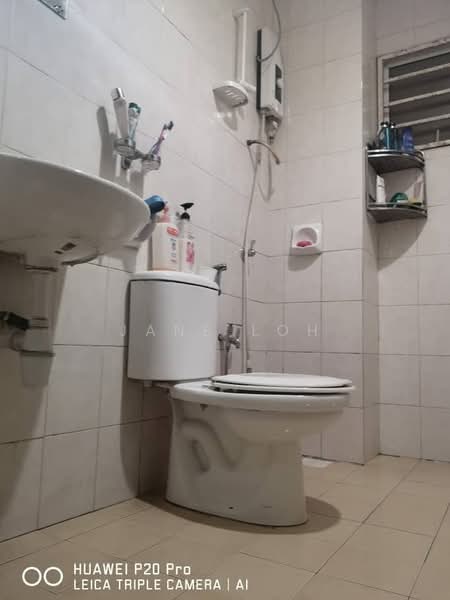Kondominium untuk Disewa di Monte Bayu - Jane Loh - Bathroom - PropertyGuru.com.my