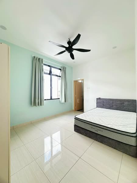 Semi-Detached House for Sale in Ulu Tiram (Johor) - Max Keng - Bedroom - PropertyGuru.com.my