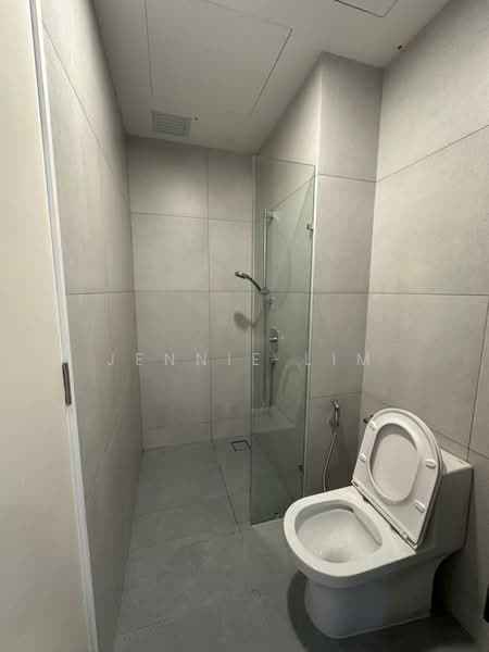 Servis Apartment untuk Disewa di Laurel Residence - Jennie Lim - Bathroom - PropertyGuru.com.my