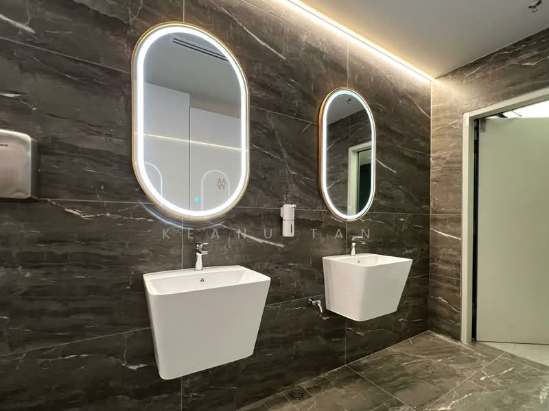 Kedai untuk Disewa di KL City Centre (Kuala Lumpur) - Keanu Tan - Bathroom - PropertyGuru.com.my