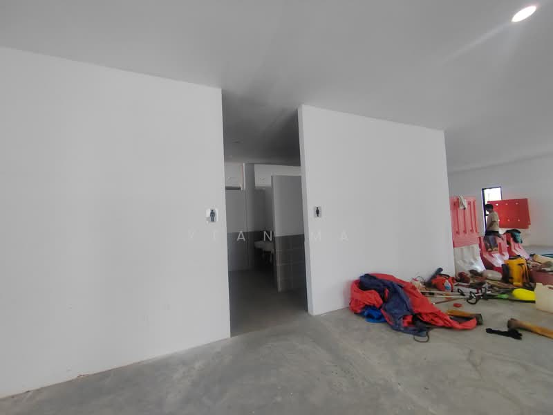 Shop / Office for Rent in Rawang (Selangor) - Yean Ma - Bathroom - PropertyGuru.com.my