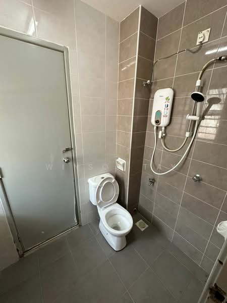Semi-Detached House for Sale in Taman Tasik Semenyih (Semenyih) - Winson Tay - PropertyGuru.com.my