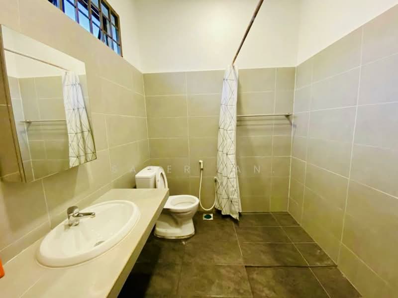 Bungalow for Sale in Kampung Mohd Amin (Johor Bahru) - SASER TAN. - Bathroom - PropertyGuru.com.my
