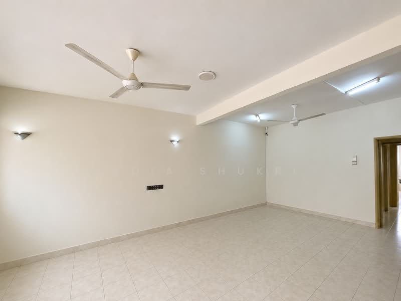 Rumah Teres 2 Tingkat untuk Dijual di Bukit Jelutong (Shah Alam) - Nadia Shukri - Interior - PropertyGuru.com.my