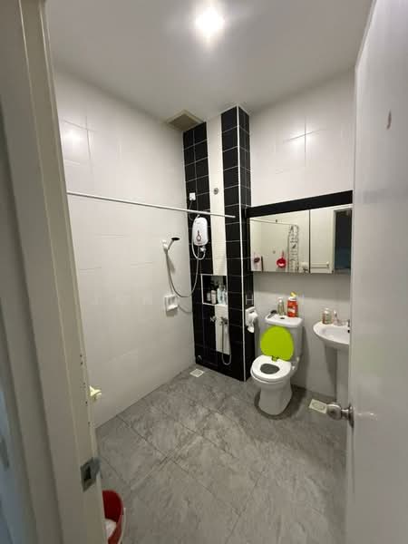 Rumah Teres 2 Tingkat untuk Dijual di Setia Eco Gardens (Gelang Patah) - Jong Chen - Bathroom - PropertyGuru.com.my
