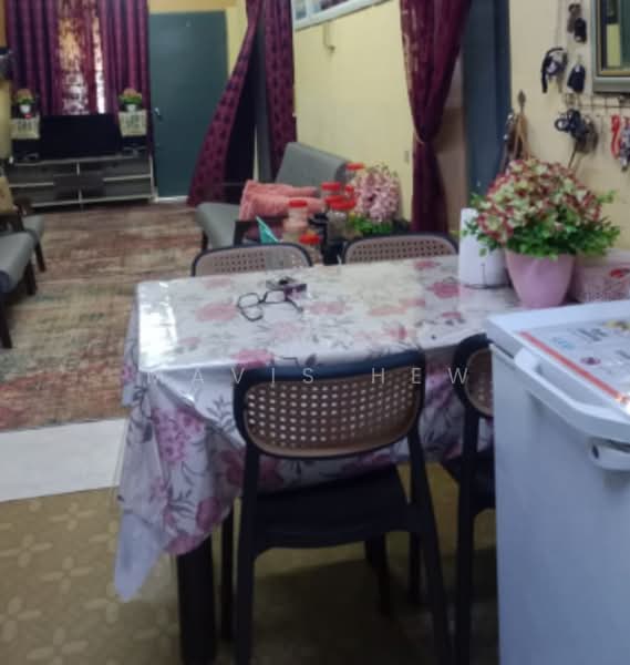 Rumah Flat untuk Disewa di Flat Tasek 64 - Mavis Hew - Dining Room - PropertyGuru.com.my