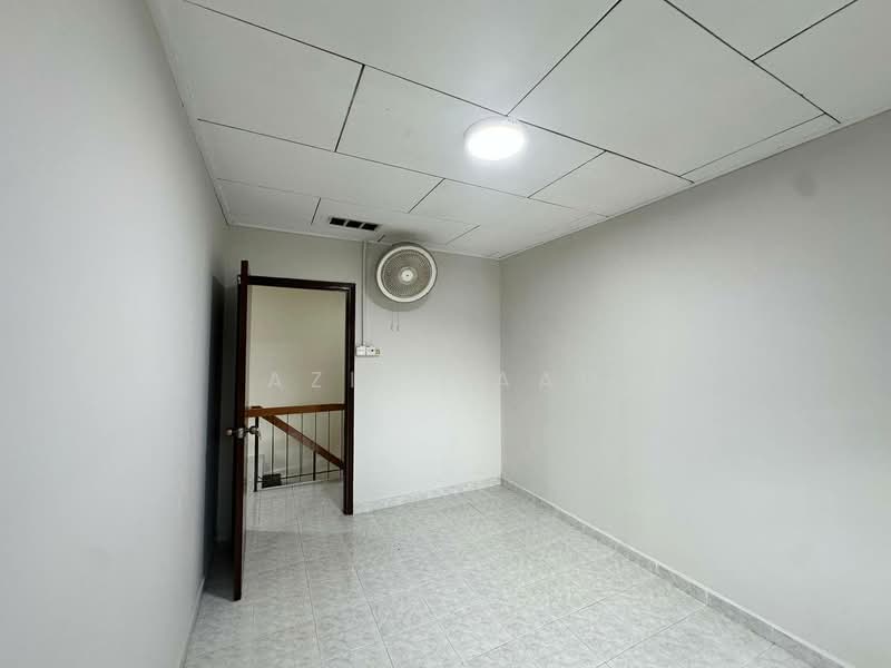 2-storey Terraced House for Rent in Seksyen 19 (Shah Alam) - Aziz Saad - Interior - PropertyGuru.com.my