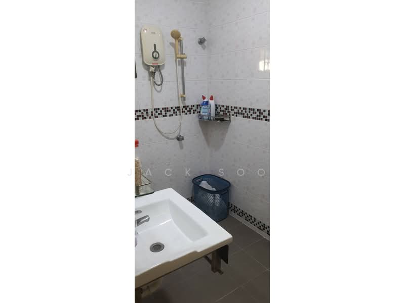 Rumah Banglo untuk Dijual di Seksyen 5 (Petaling Jaya) - Jack Soo - Bathroom - PropertyGuru.com.my