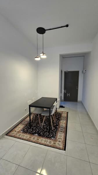 Servis Apartment untuk Disewa di YOUTH CITY - Amirun Kinanah - Dining Room - PropertyGuru.com.my
