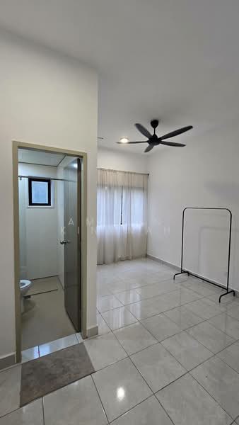 Servis Apartment untuk Disewa di YOUTH CITY - Amirun Kinanah - Bathroom - PropertyGuru.com.my