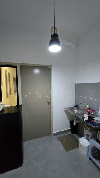 Servis Apartment untuk Disewa di YOUTH CITY - Amirun Kinanah - Kitchen - PropertyGuru.com.my