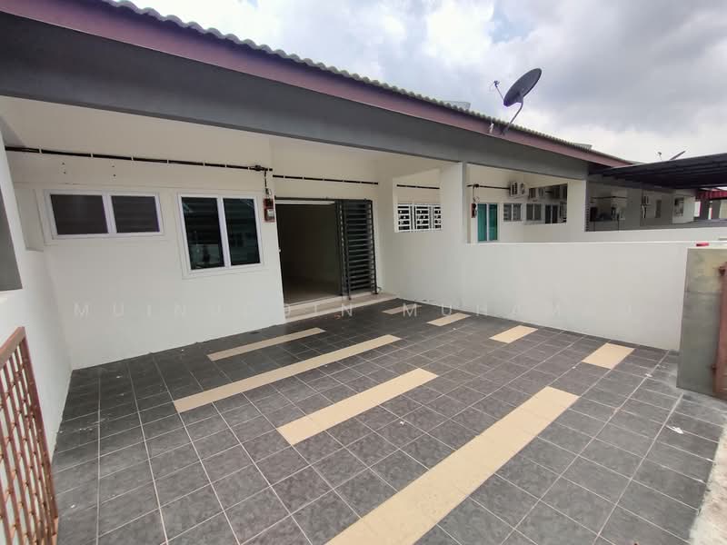 Rumah Teres 1 Tingkat untuk Disewa di Sitiawan (Perak) - Muinuddin Muhamad - Exterior - PropertyGuru.com.my