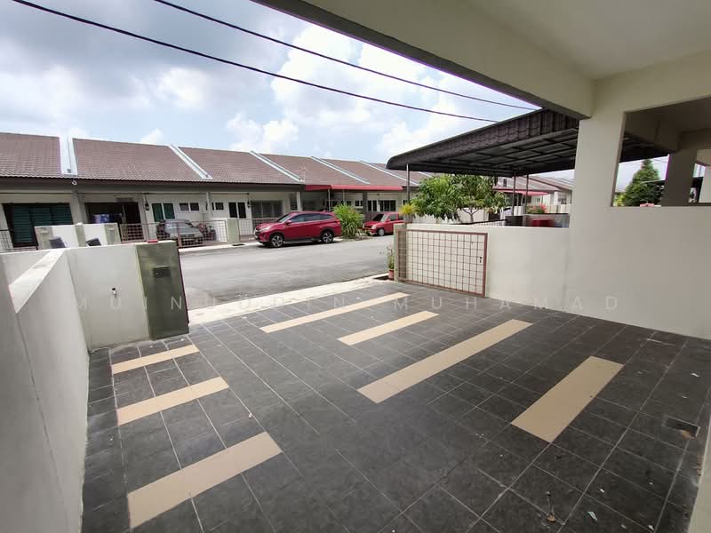 Rumah Teres 1 Tingkat untuk Disewa di Sitiawan (Perak) - Muinuddin Muhamad - Exterior - PropertyGuru.com.my
