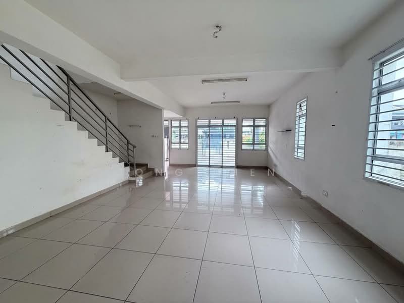 2-storey Terraced House for Sale in Taman Nusa Sentral (Iskandar Puteri (Nusajaya)) - Jong Chen - Living Room - PropertyGuru.com.my